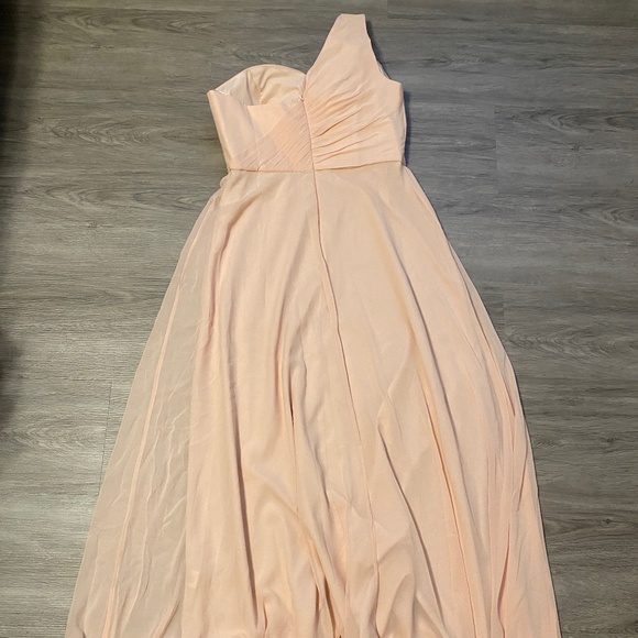 Formal Dress - Picture 2 of 4